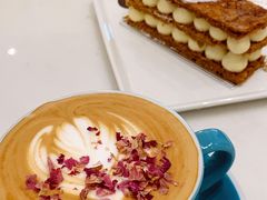 玫瑰拿铁-PAUL LAFAYET 法式甜品(深圳湾万象城店)