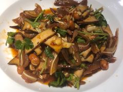 -费大厨辣椒炒肉(万家丽一店)