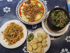 -云南李记罐罐米线饵丝小吃(汉中门金鹰店)