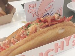 缅因州龙虾卷-Pinchy's Lobster & Champagne Bar