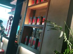 -呷哺呷哺(融创茂店)