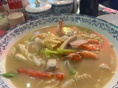 -霆记海鲜·只为这碗面(滨江店)