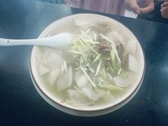 -撒拉人家.酸菜牦牛肉火锅