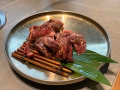 -草家酱蟹炭火烤肉店(珲春南路一店)