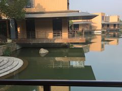 -上海怡沁园度假酒店