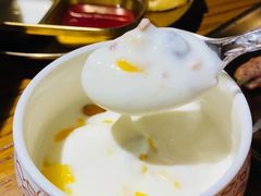 桃胶五仁手工酸奶-清真·双公羊·馕坑烤全羊(奥体店)