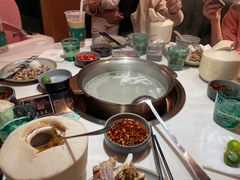 -喃喃椰·糟粕醋·椰子鸡火锅(七堡花园店)