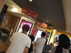 等位区-麦当劳(鼓楼店)