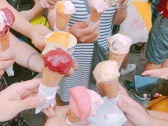 -Gelateria Dondoli