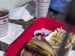 -In-N-Out Burger(LAX)
