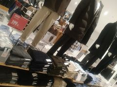 -优衣库(南京建邺万达广场店)