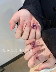 -小乐化妆美甲半永久培训学校