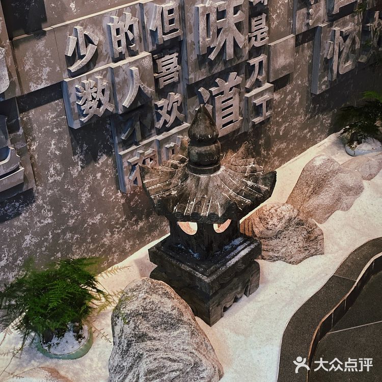 这家钵钵鸡我都吃过十次了！