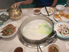 -粤顺渔坊·中山脆肉鲩火锅(清湖店)
