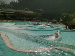-十万大山布透温泉