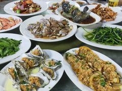 -四川小胡子海鲜(丁村万人海鲜广场店)