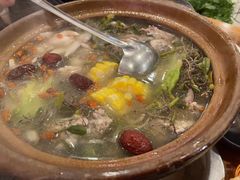 石橄榄炖鸡-洪大厨鸡煲(福田店)