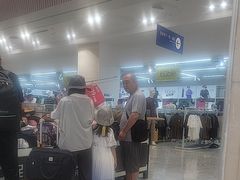 -BIGOFFS 超级折扣(仁恒伊势丹店)