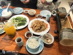-老街坊餐吧