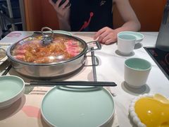 -黄记煌三汁焖锅(新佳丽江汉路店)