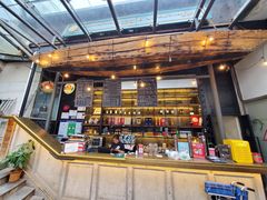 门面-怡得观滇餐厅·地道昆明菜·1996(海埂大坝店)