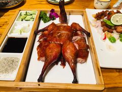 脆皮小刀鸭-老滇山寨•云南特色菜•地方菜•民族风情歌舞表演(金碧店)