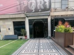 -金摩尔健身游泳(万象城鼎丰大厦店)