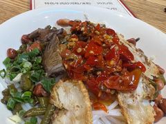 -牛八宝桂林米粉(八里庄店)