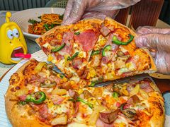 -必胜客(WOW中心城店)