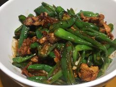 樟树港辣椒炒肉-格塘人家·山泉水煮鱼(望兴家园店)