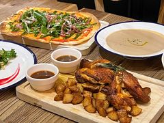 -Common Table · Brunch & Coffee