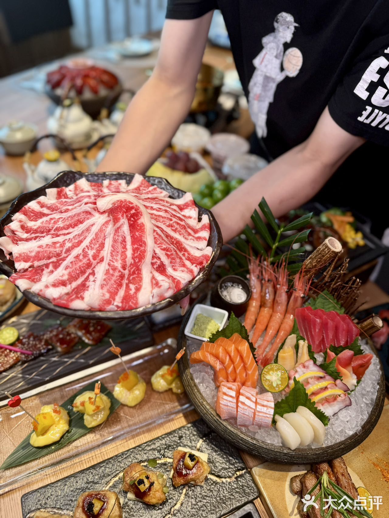 这家餐厅，我愿称之为光环日料tian花板！！