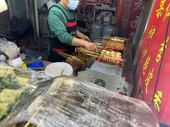 -小魏哥果仁烤面筋