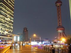 -陆家嘴空中步行连廊