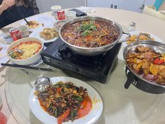 -YI PIN JU 一品居中餐厅 中国超市