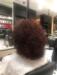 -HAIR CORNER