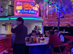 -巴特餐饮6加1音乐餐吧·新疆菜