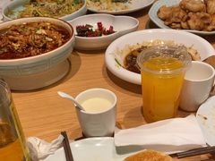 -红樱桃·欢乐餐厅(太原里店)