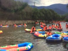 -仙山谷激浪漂流