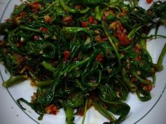 马来风光-新峰肉骨茶