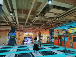 -反弹蹦床公园·运动乐园·团建·亲子派对(深圳观澜湖店)