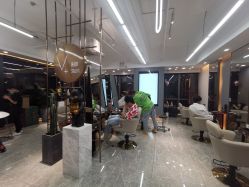 点击看大图 -V+SALON造型