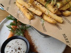 -Mark&Mars Restaurant