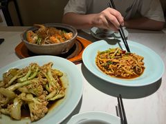 -荷花亭·湖北融合菜(中商广场店)