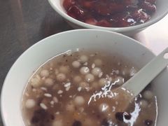 -芳婆糕团店(王府大街店)