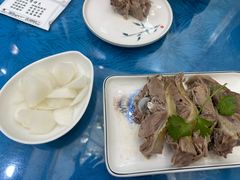 -达吾手抓美食城总部(义乌店)