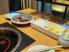 -额尔敦传统涮.冰煮羊火锅(乌兰察布体育场店)