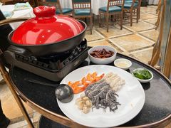 -品海楼·大连海胆锅贴馆(东港店)