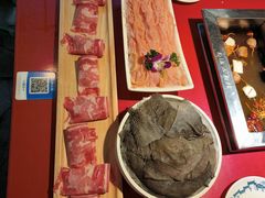 -二荆条·蜀鲜汇城市森林火锅