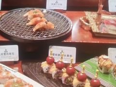 -雍容荟帝王蟹活龙虾展台自助(IFS黑金店)